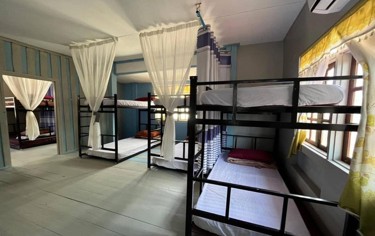 Vang Vieng Queen'S- Mountain View Hotel מראה חיצוני תמונה