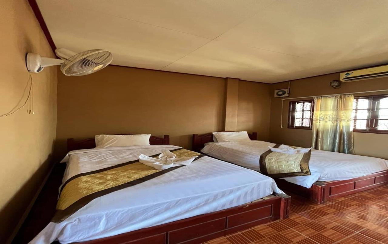Vang Vieng Queen'S- Mountain View Hotel מראה חיצוני תמונה