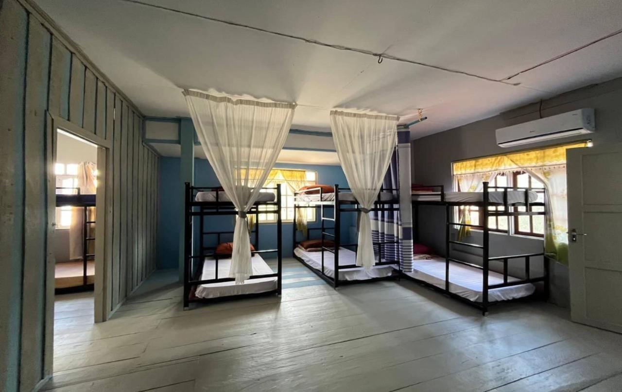 Vang Vieng Queen'S- Mountain View Hotel מראה חיצוני תמונה