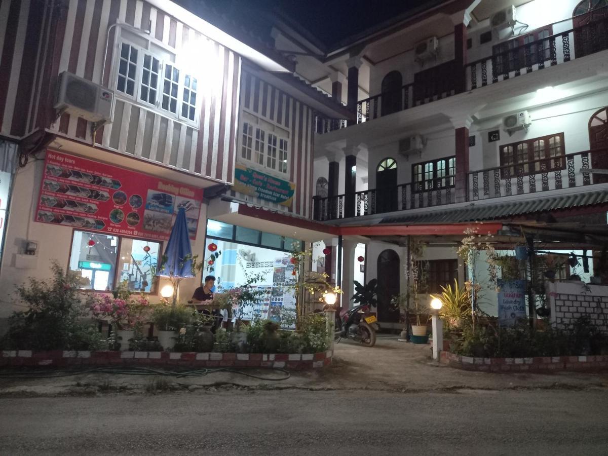 Vang Vieng Queen'S- Mountain View Hotel מראה חיצוני תמונה